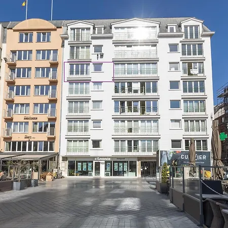 Maison Rachelle - Royal 3-bedroom - 3 Bathrooms - Private Parking Apartment Ostend